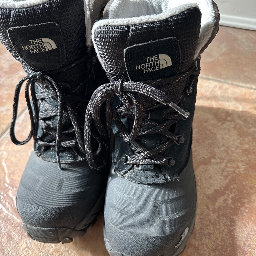 Men's The North Face Heat Seeker Boots size 8
